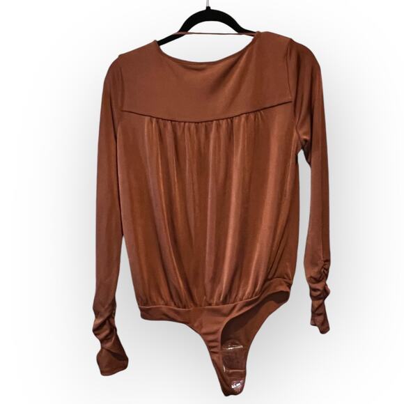 Intimately Free People NWT Kaya Keyhole Long Sleeve Bodysuit size M Mesa Brown - Picture 4 of 13